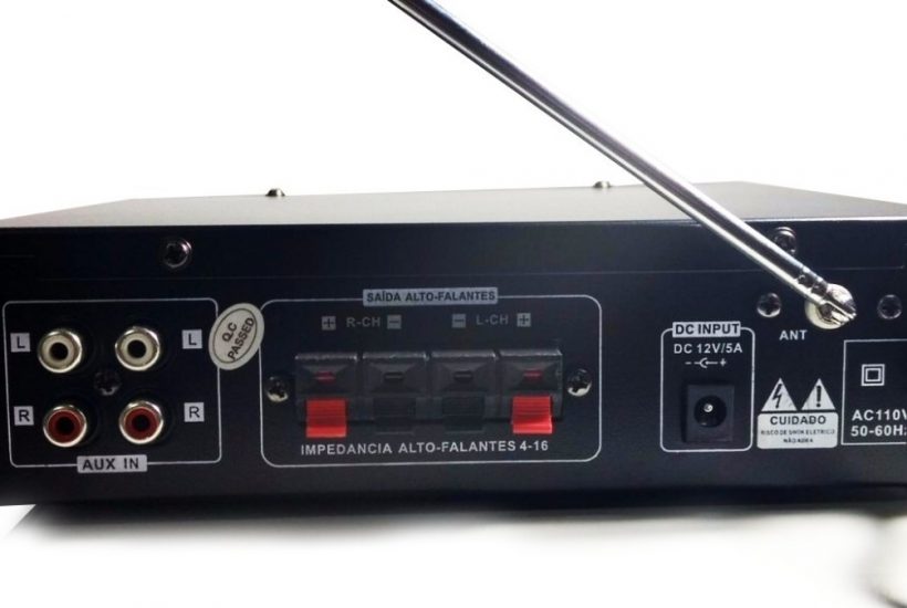 amplificador-karaok-mp3-bluetooth-radio-fm-usb-le705-lelong-D_NQ_NP_970319-MLB27054816452_032018-F