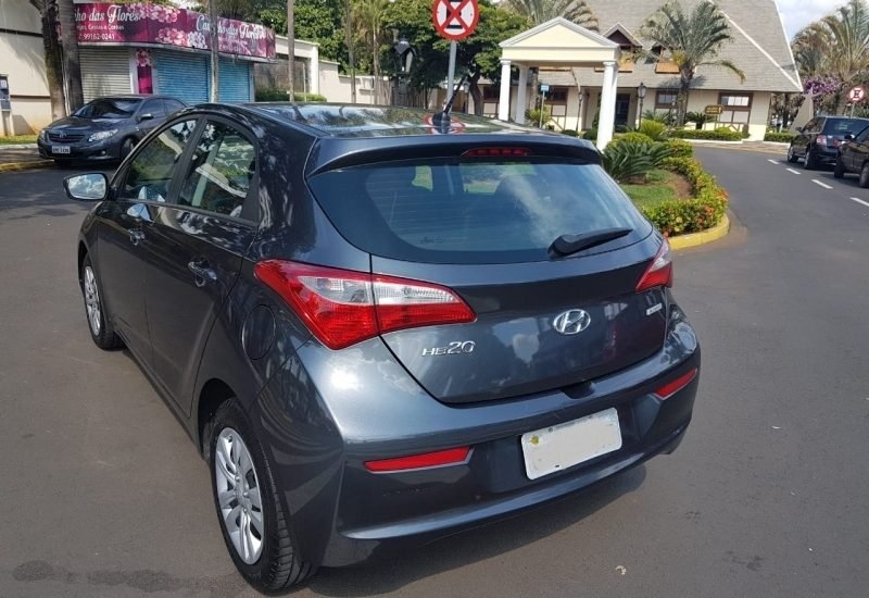 HYUNDAI HB20 1.6 COMFORT PLUS 16V FLEX 4P AUTOMATICO 9 HYUNDAI HB20 1.6 COMFORT PLUS 16V FLEX 4P AUTOMATICO 9