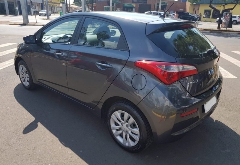 HYUNDAI HB20 1.6 COMFORT PLUS 16V FLEX 4P AUTOMATICO 2 HYUNDAI HB20 1.6 COMFORT PLUS 16V FLEX 4P AUTOMATICO 2