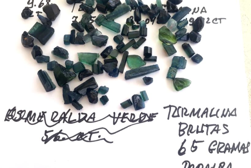 Pedras e minerais Turmalina Bruta