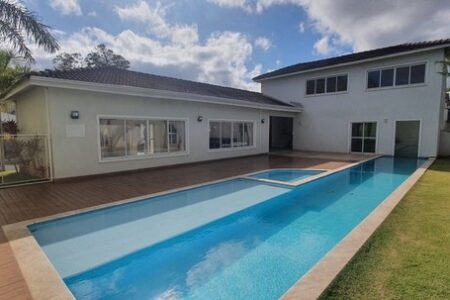 Sobrado fácil acesso a Rod Castelo Branco-0